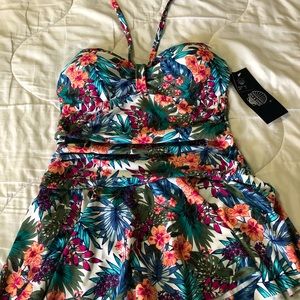 NWT Tropical print one-piece bathing suit, size 10